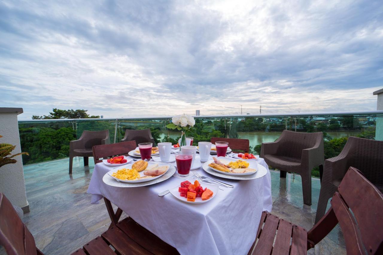 Hotel Ribera Sinu Montería Buitenkant foto